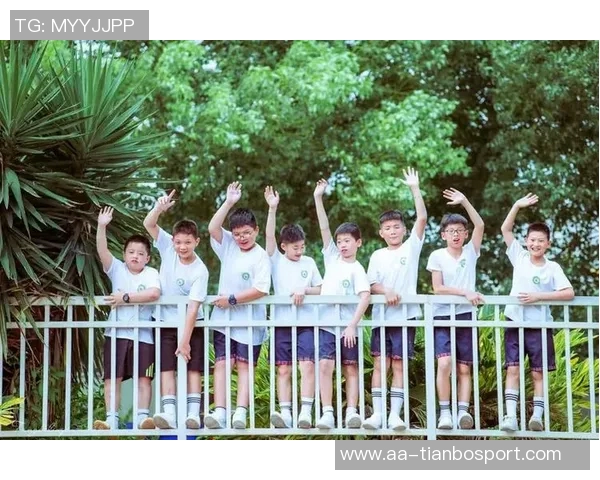 追忆曹新指导的奉献与热爱青年队的未来因您而光辉